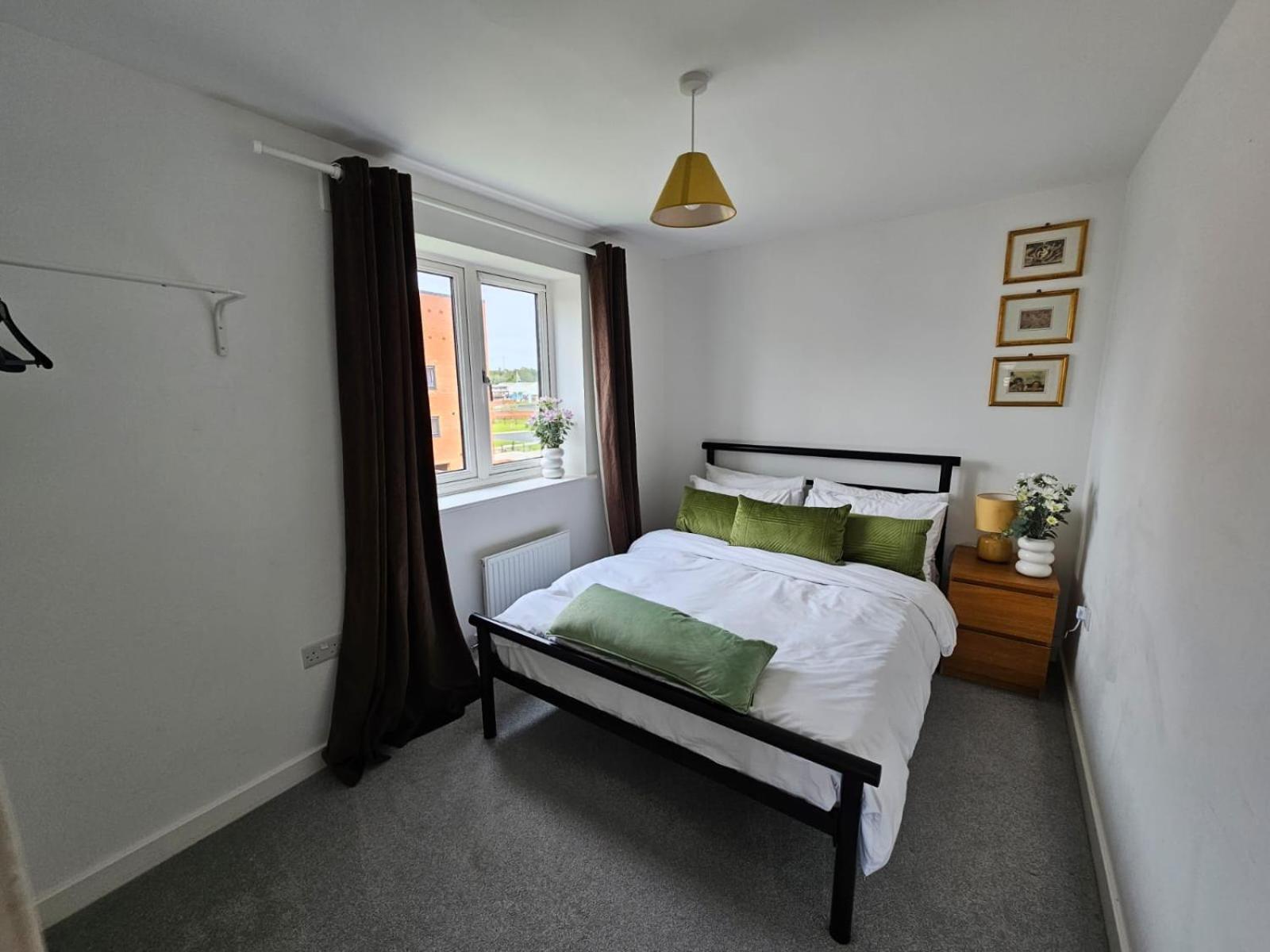Modern 3 Bedroom Town House Ipswich Exterior photo